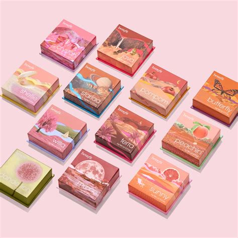 benefit cosmetics pompom wanderful world blush powder