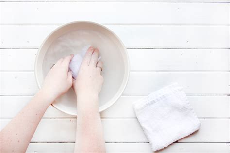 6 Benefits of Water Birth » 27th and Olive