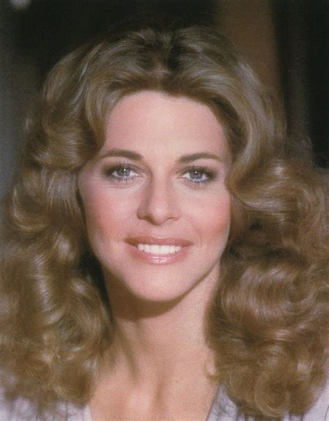 Lindsay Wagner, 1977 | Bionic woman, Hollywood icons, Lindsay