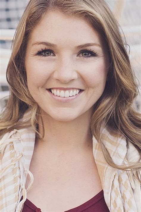 Alicia Webb - Biografía, mejores películas, series, imágenes y noticias