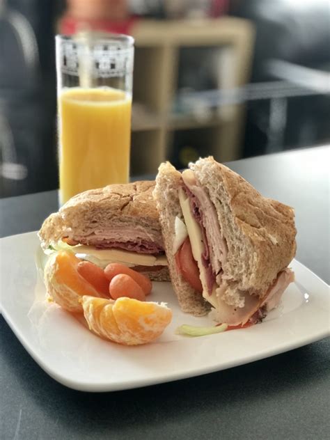 Turkey & Pastrami Lunch at the Home Deli | Chilla Chows Down