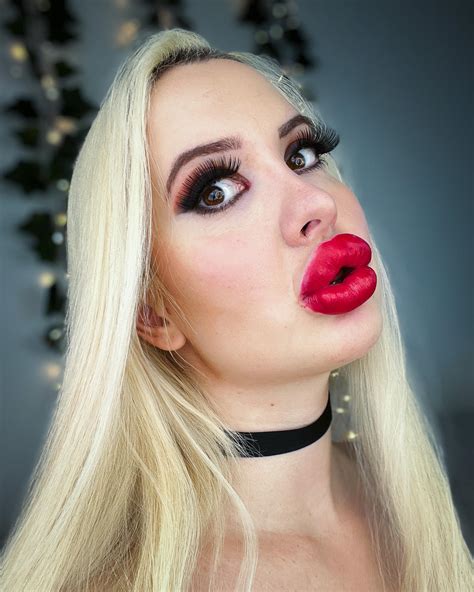 Red lips and smokey eyes by VivianRoseOfficial on DeviantArt