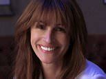 Video: Julia Roberts debuts bangs at the Chopard event in Switzerland ...