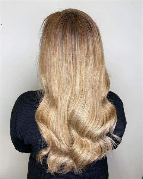 Top tips on how to dye your golden blonde hair perfectly 16