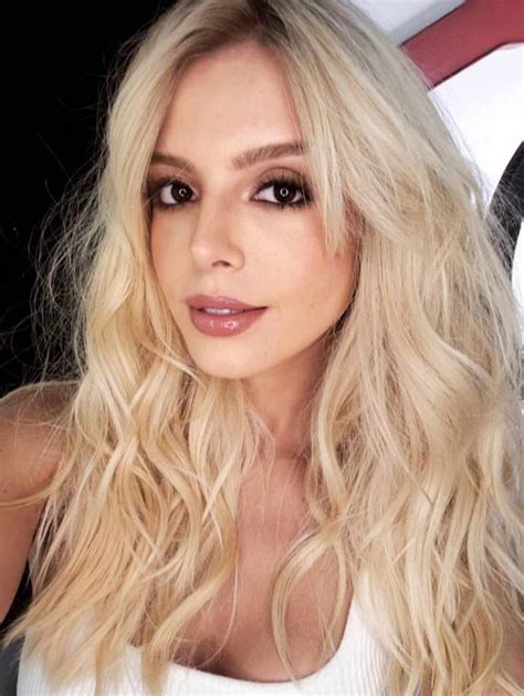 Giovanna Lancellotti é detonada em sua foto por conta de seus pés ...