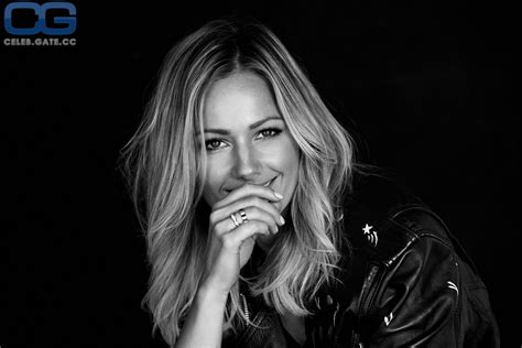 Helene Fischer nude pictures from onlyfans leaks and playboy. Sex Scene
