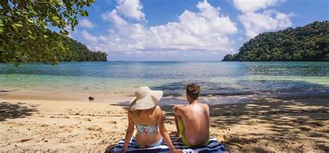 Fiji's Best Private Island for Romance | 4-Star | About Fiji Travel Pacakge