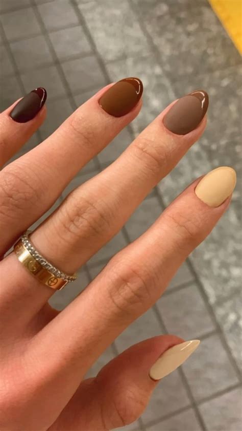 Fall/winter nail inspo 💅🏻 | Stylish nails, Gel nails, Nude nails