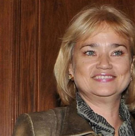 Почитатели притеснени за здравето на любимата водеща Лили Вучкова-Стана ...
