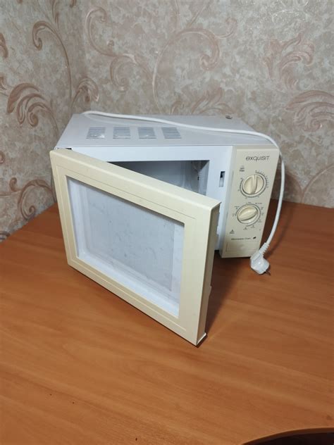 Купить МИКРОВОЛНОВКА Б/У, цена 1800 грн — Prom.ua (ID#1792082041)