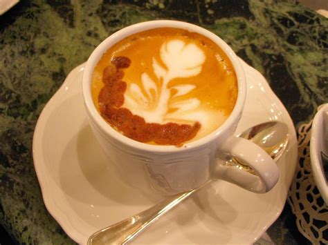 Cappuccino zum Frühstück - Höchst | VOL.AT