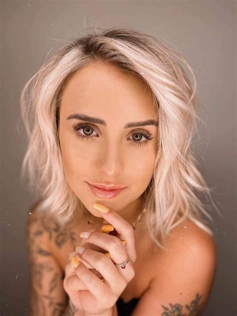 Bruna Rotta Antes E Depois - Silicone, preenchimento labial, rinoplastia: o antes e depois de Bruna ...