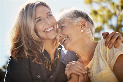 New Analysis Reveals How The Experience Of Being A Mom In The United ...