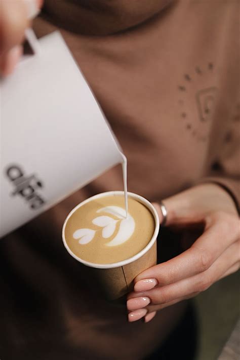 Кортадо | Coffee shot, Coffee cafe, Promotional design