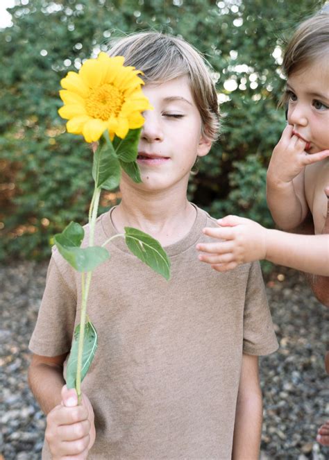 photo ideas  sibling photoshoots adorama