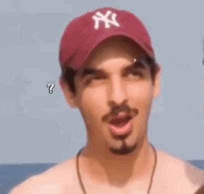 Tareq Mrbeast GIF - Tareq Mrbeast Shocked - Discover & Share GIFs