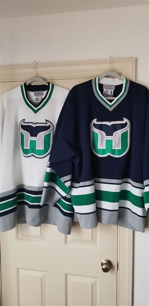 Hartford whalers final season jersey set : r/nhl