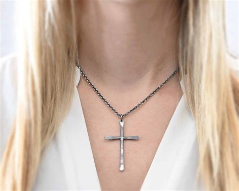 Ol’ Rugged Cross Necklace – Wild Prairie Silver