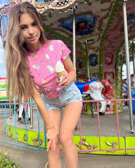 lerabuns-leaked-fansly73 - ColorMusic