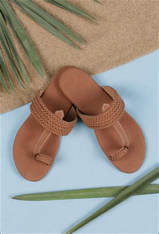trending kolhapuri chappal designs      tjori