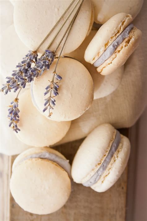 20 Fancy Macaroons That Are Too Pretty To Eat - Society19