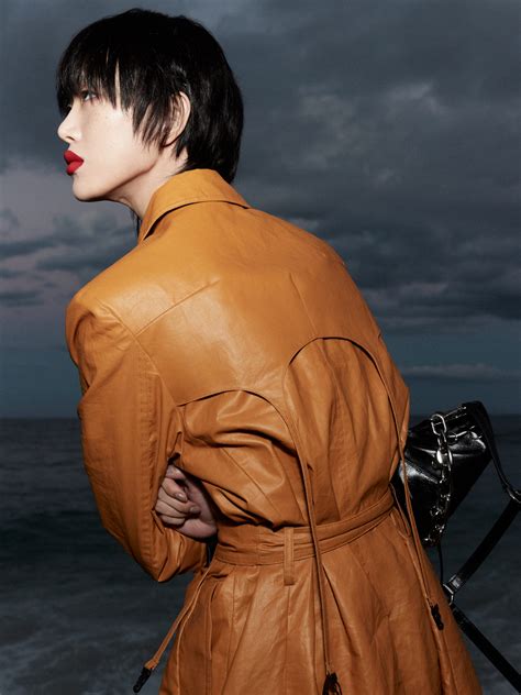 Fashion Editorial: Vika in Paris – Composure Magazine