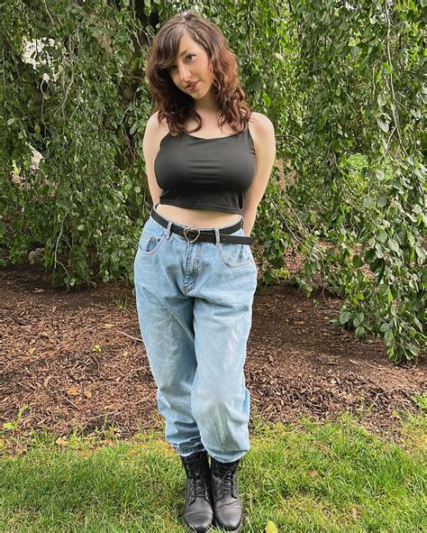 Kaila ♡ | Birthday Photo Dump 🌿🎉 | Instagram