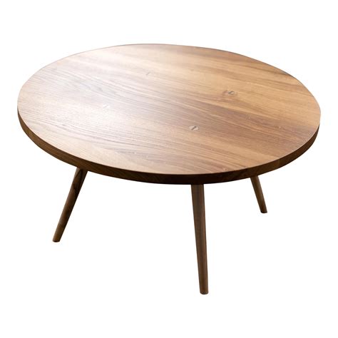 Round Mid Century Modern Wood Coffee Table With Turned Legs | Velma