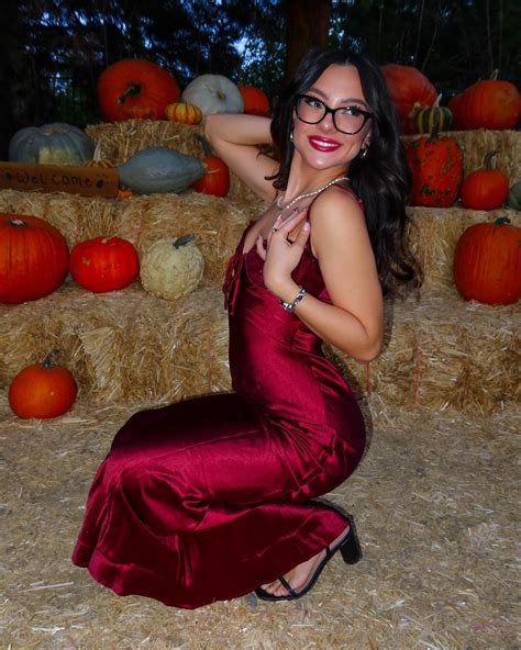 Milanmirabellaa Nude