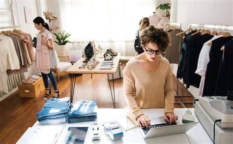 Fashion Industry: Everything You Need To Know – 2024 Guide - EDM Chicago