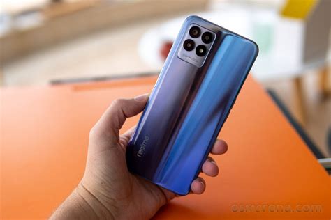 Realme 8i review: Design, build quality, handling