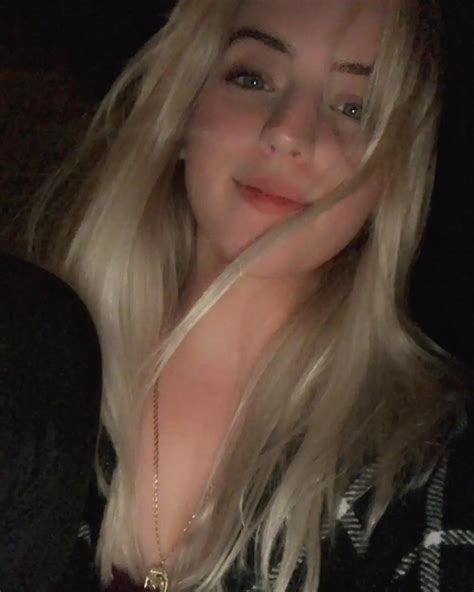 Nyxie (@nyxie.babe) • Instagram photos and videos