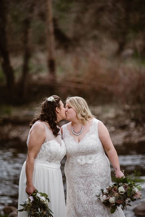 Elegant, woodsy mountain wedding in Boulder, Colorado | Lesbian bride