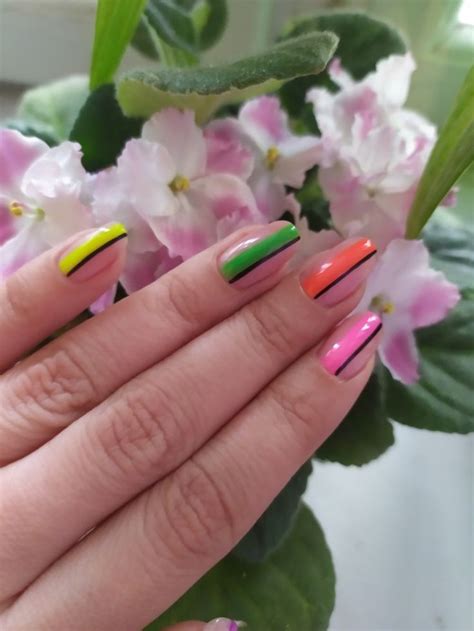 Яркие ногти | Nails, Beauty, Pen