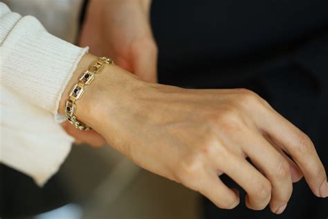Grand Blu Bangle | Reis Kuyumculuk