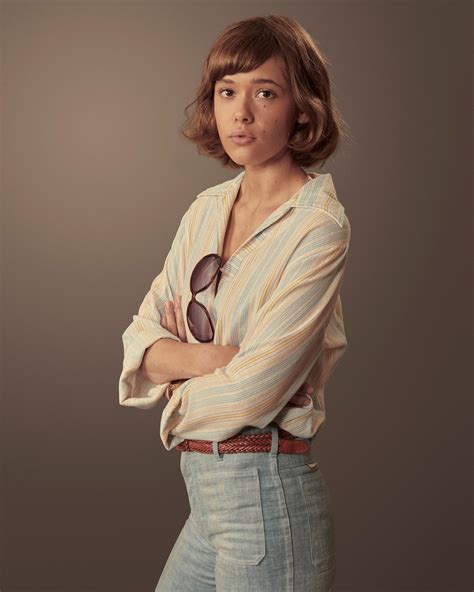 Mathilde Warnier : r/PrettyGirls