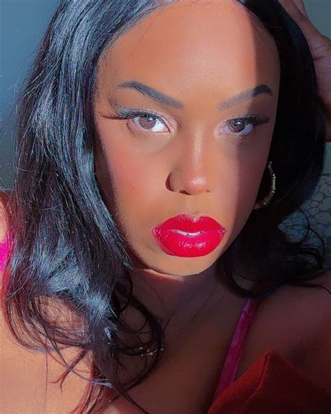 Nadja Natalia (@nadjanatalia) • Instagram photos and videos