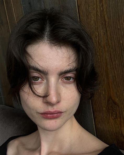 Anastasia Jovanovic on Instagram: "So many things in my head a caption