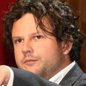 Selton Mello: Brazil's Versatile Actor & Director | AFMAG.net