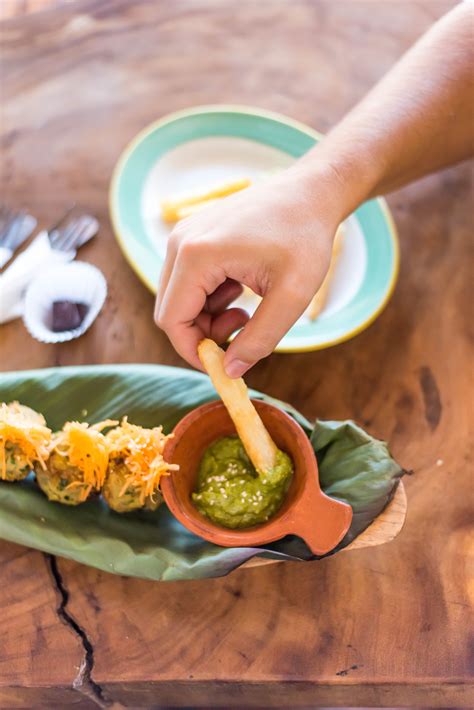 Quito Travel Guide | Kenan Hill