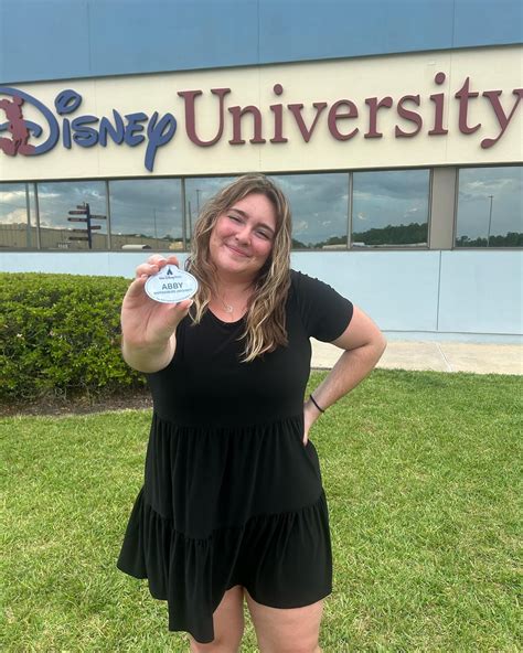 Abby Thomas (@its.abby.t) • Instagram photos and videos