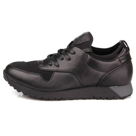 RG Reyes adlı kullanıcının Leather Dress Sneakers panosundaki Pin ...
