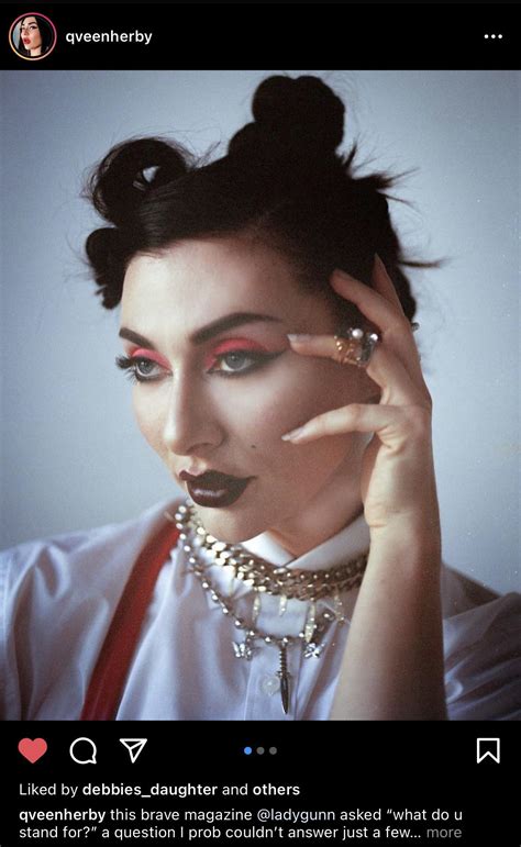 Latest IG update. 11/23/2020. Qveen really be dripping lately damn