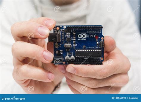 Microcontroller Arduino Uno Breadboard Processor Editorial Photo ...
