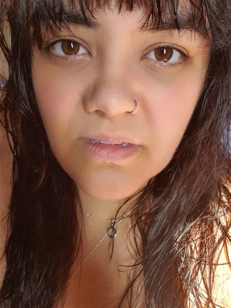 Does a face only pic get as much attention? : r/ssbbw