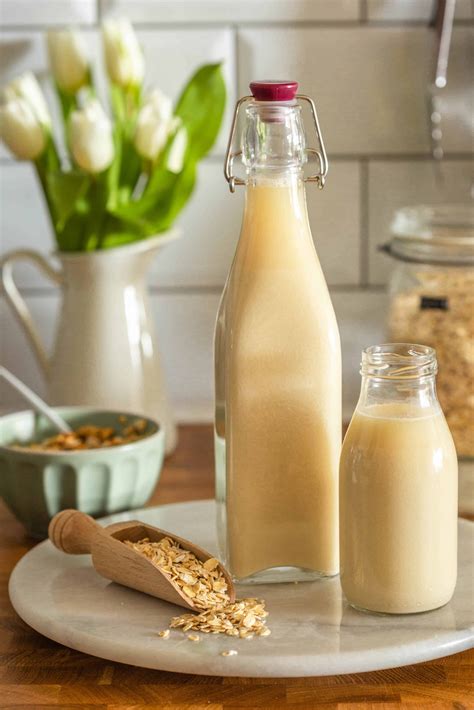 How to make Healthy Homemade Vegan Oat Milk - Pretty Delicious Eats