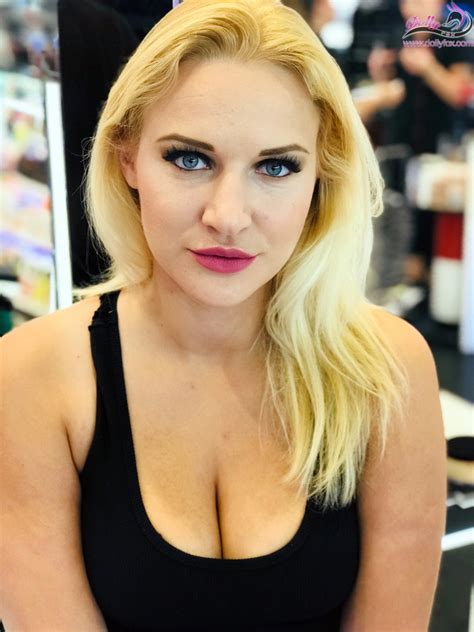 dolly fox #dolly fox Alter Sack @altazak