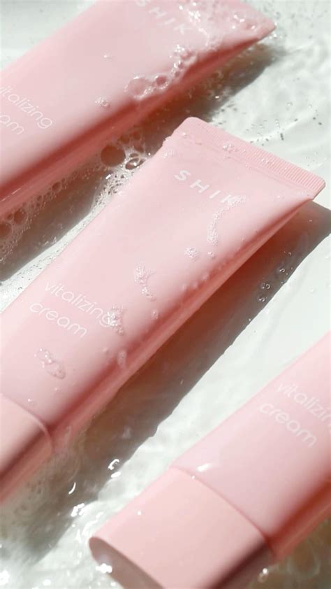 VITALIZING CREAM SHIK | Cosmetic creative, Beauty video ideas, Beauty ...