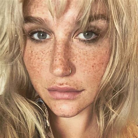 The Top 10 Most Beautiful Celebrities Without Makeup - vrogue.co