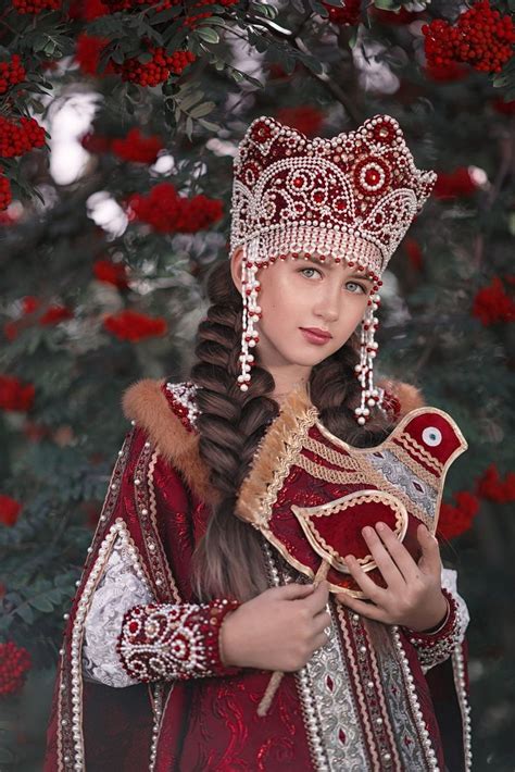 Царевна | Russian fashion, Russian dress, Russian culture